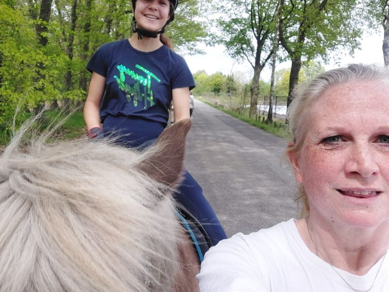 groeioord dagbesteding zorgboerderijmaaike paard weg