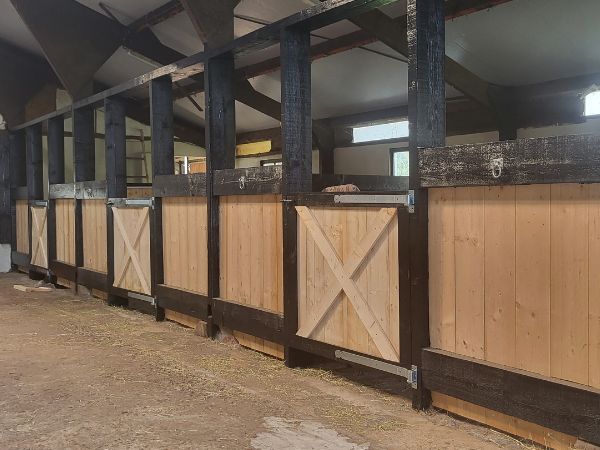 groeioord dagbesteding zorgboerderij paarden stal